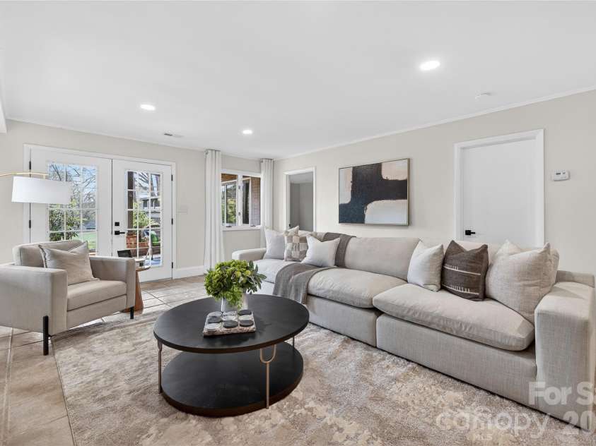 8001 Serendipity Lane, Charlotte, NC 28277.  MLS# CAR4356091, YatesRealty ID 6809. 
