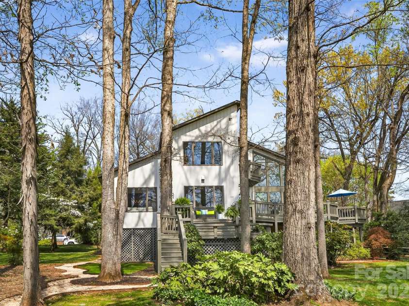 8001 Serendipity Lane, Charlotte, NC 28277.  MLS# CAR4356091, YatesRealty ID 6809. 