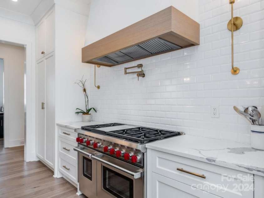 1013 Maxwell Court, Marvin, NC 28173.  MLS# CAR4190678, YatesRealty ID 681. 