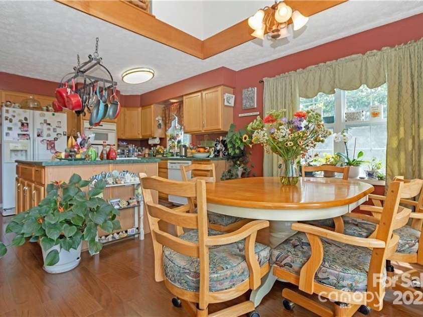 612 Old Home Place Road, Tuckasegee, NC 28783.  MLS# CAR4300096, YatesRealty ID 681. Dining Area