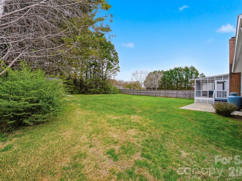 1951 19th Avenue Drive, Hickory, NC 28601.  MLS# CAR4360465, YatesRealty ID 6810. 