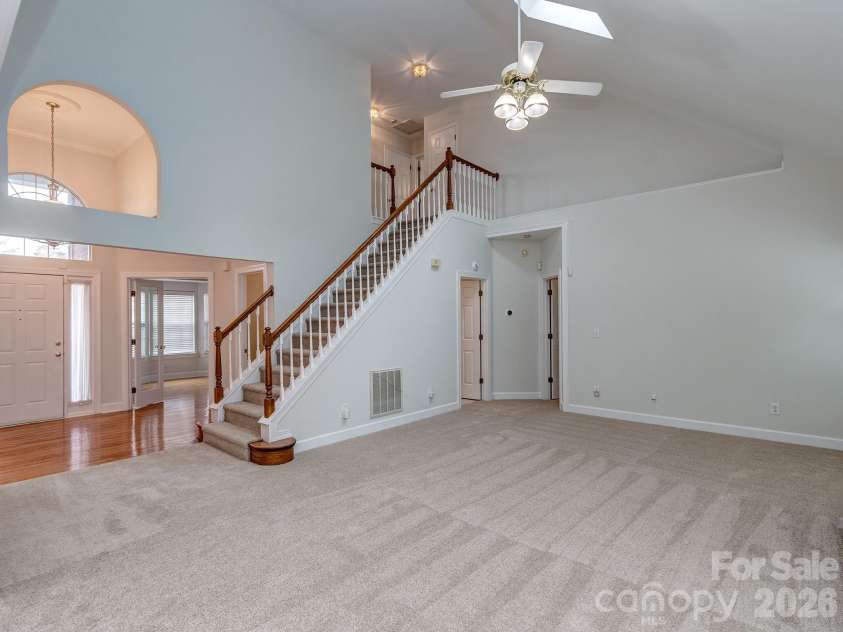 6221 Caslon Court, Charlotte, NC 28270.  MLS# CAR4345739, YatesRealty ID 6811. Open layout