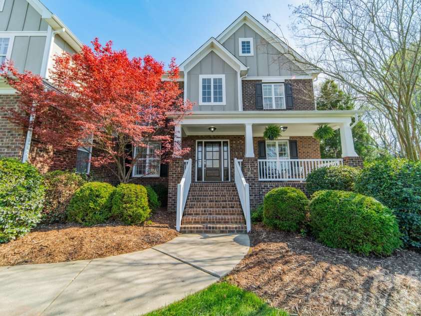 304 Tallow Tree Court, Waxhaw, NC 28173.  MLS# CAR4358715, YatesRealty ID 6812. 