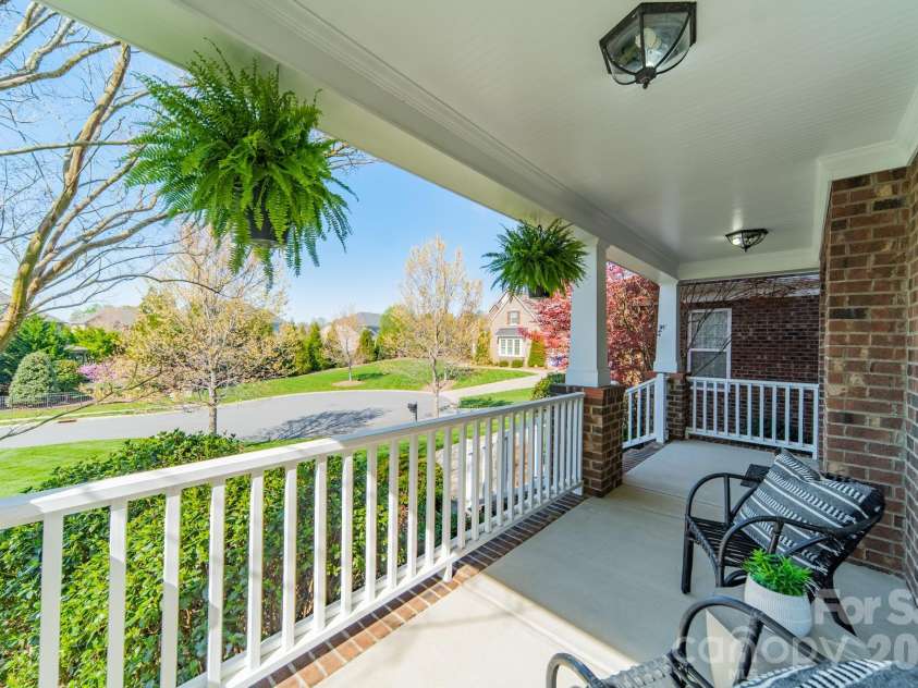 304 Tallow Tree Court, Waxhaw, NC 28173.  MLS# CAR4358715, YatesRealty ID 6812. 