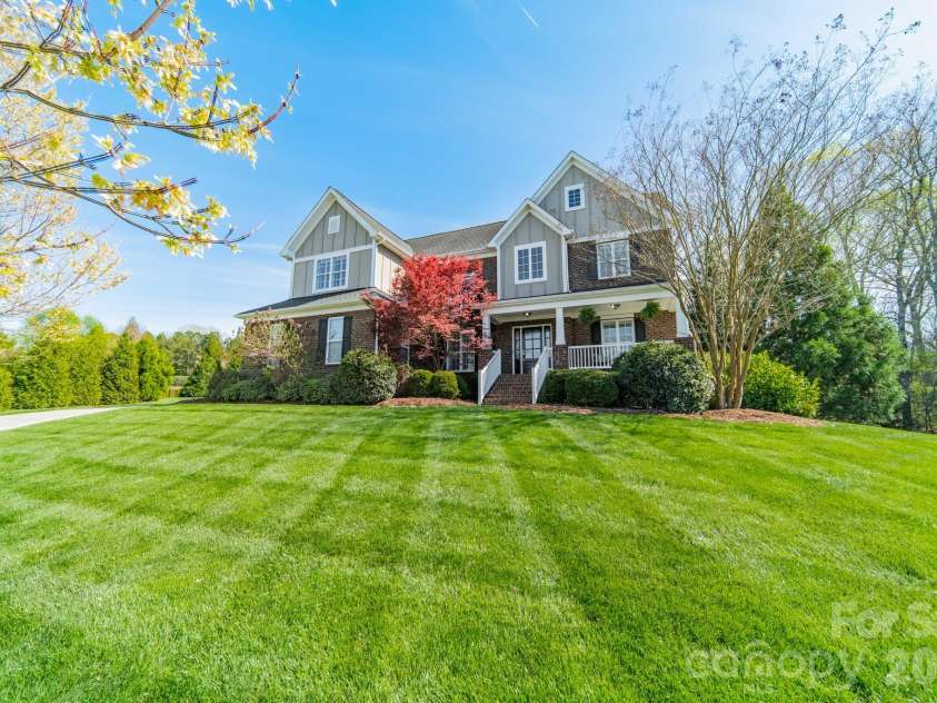 304 Tallow Tree Court, Waxhaw, NC 28173.  MLS# CAR4358715, YatesRealty ID 6812. 