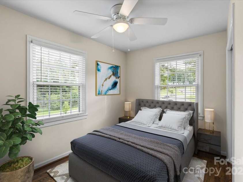 343 Wakefield Drive, Charlotte, NC 28209.  MLS# CAR4238200, YatesRealty ID 6812. 