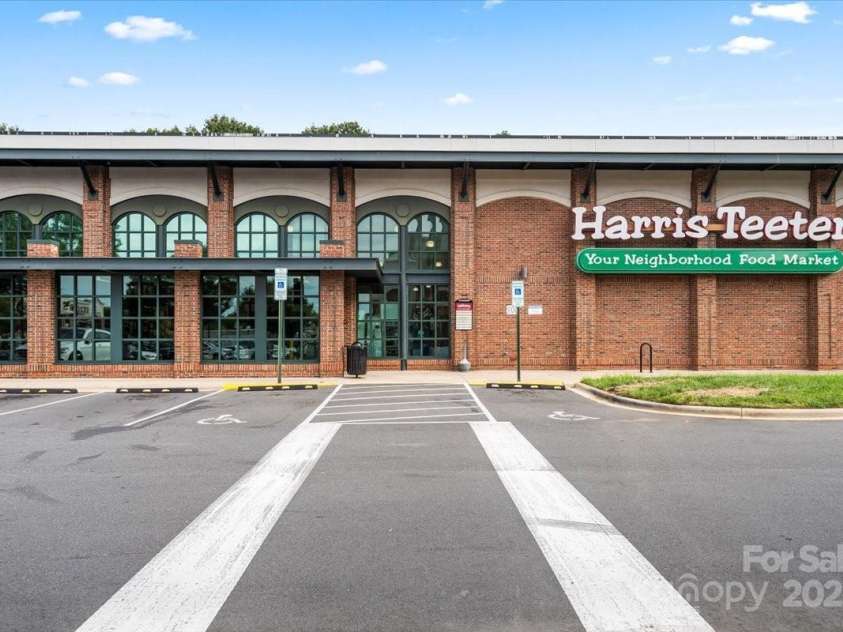 343 Wakefield Drive, Charlotte, NC 28209.  MLS# CAR4238200, YatesRealty ID 6812. 