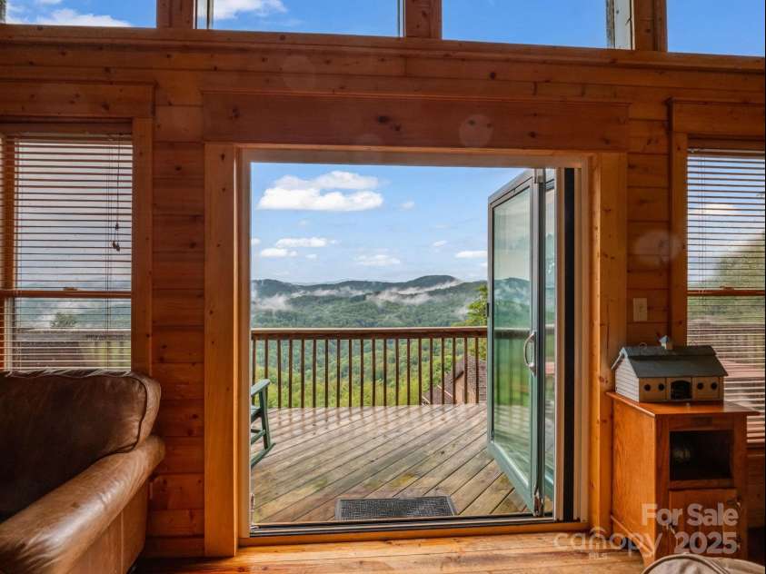 161 Scenic Wolf Drive, Mars Hill, NC 28754.  MLS# CAR4296780, YatesRealty ID 6814. 