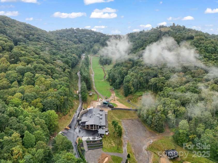 161 Scenic Wolf Drive, Mars Hill, NC 28754.  MLS# CAR4296780, YatesRealty ID 6814. 