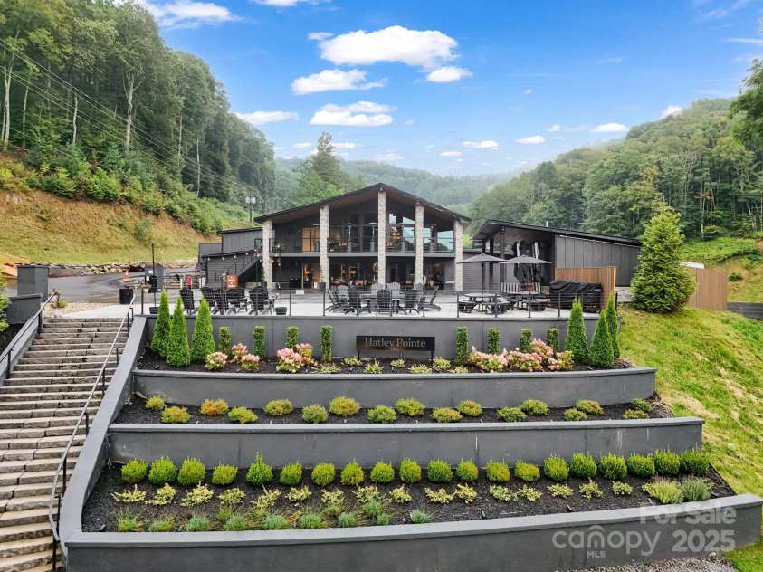 161 Scenic Wolf Drive, Mars Hill, NC 28754.  MLS# CAR4296780, YatesRealty ID 6814. Hatley Pointe 
