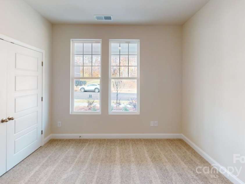 515 Tates Trail, Cramerton, NC 28032.  MLS# CAR4187840, YatesRealty ID 6814. 