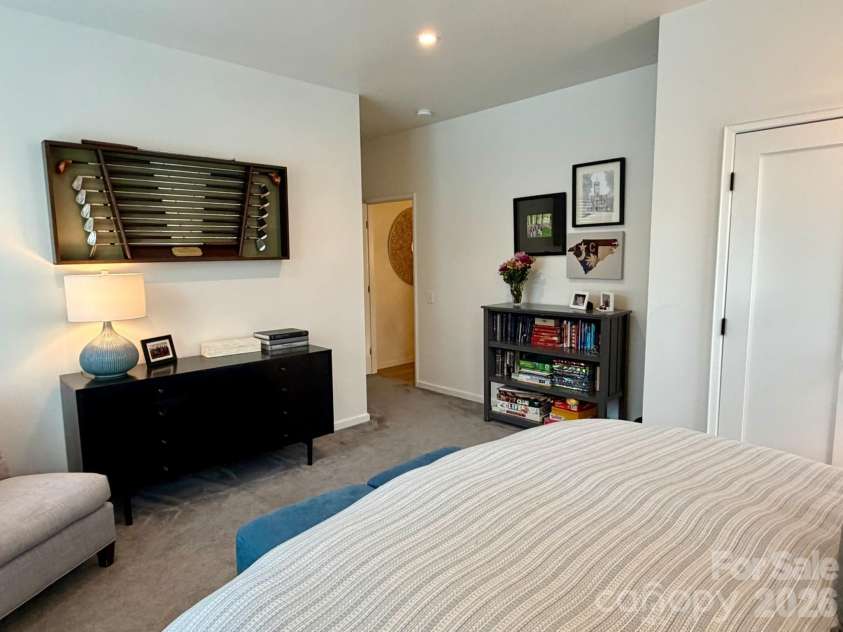 4014 Melchor Avenue, Charlotte, NC 28211.  MLS# CAR4349885, YatesRealty ID 6815. 