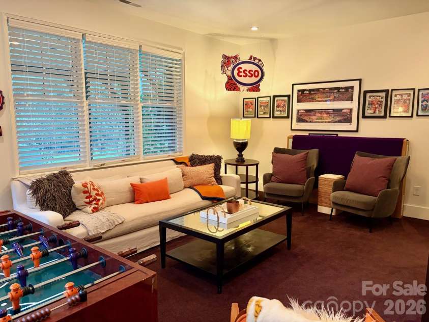 4014 Melchor Avenue, Charlotte, NC 28211.  MLS# CAR4349885, YatesRealty ID 6815. 