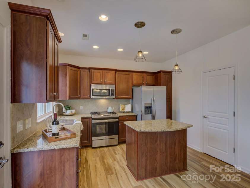 668 Sixth Baxter Crossing, Fort Mill, SC 29708.  MLS# CAR4244540, YatesRealty ID 6815. 
