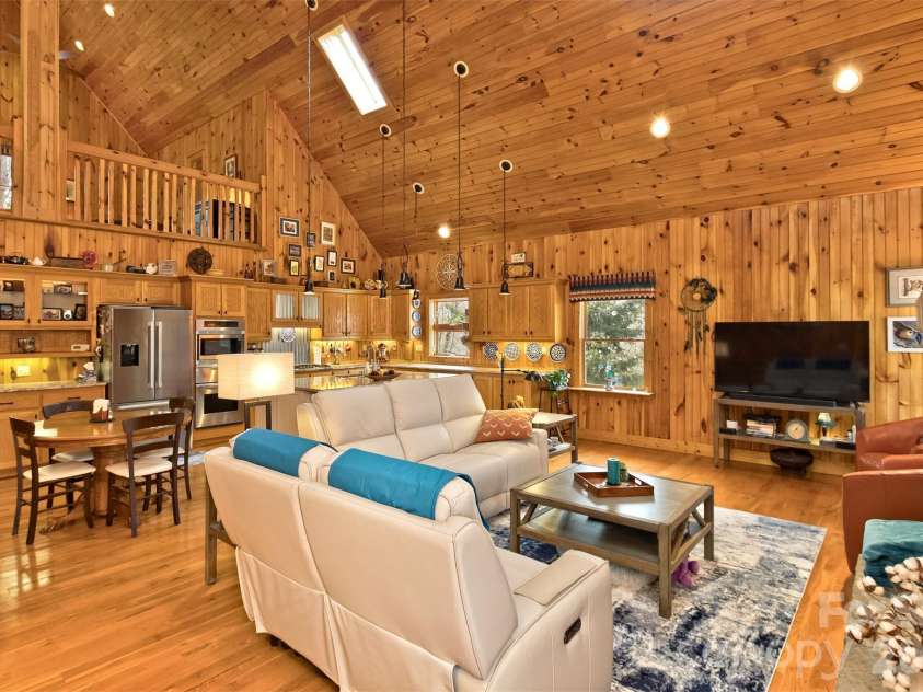 164 Tall Oaks Drive, Maggie Valley, NC 28751.  MLS# CAR4344503, YatesRealty ID 6816. So much space and freedom.
