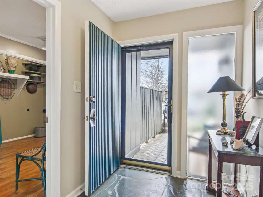 502 Crowfields Lane, Asheville, NC 28803.  MLS# CAR4239571, YatesRealty ID 6818. 