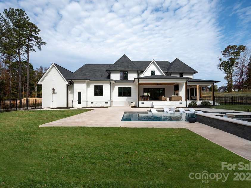 1017 Maxwell Court, Marvin, NC 28173.  MLS# CAR4198229, YatesRealty ID 682. 