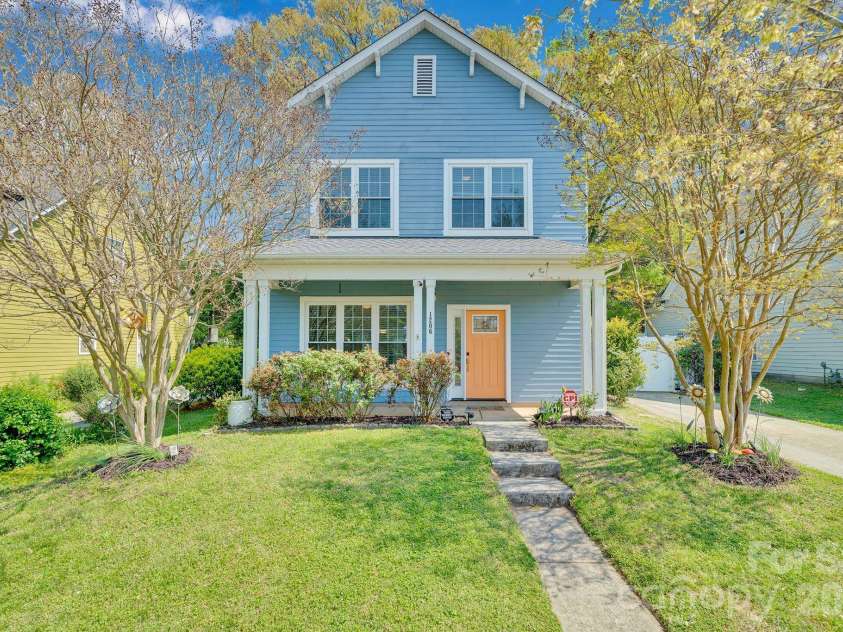 1206 Rising Oak Drive, Charlotte, NC 28206.  MLS# CAR4362312, YatesRealty ID 6820. 