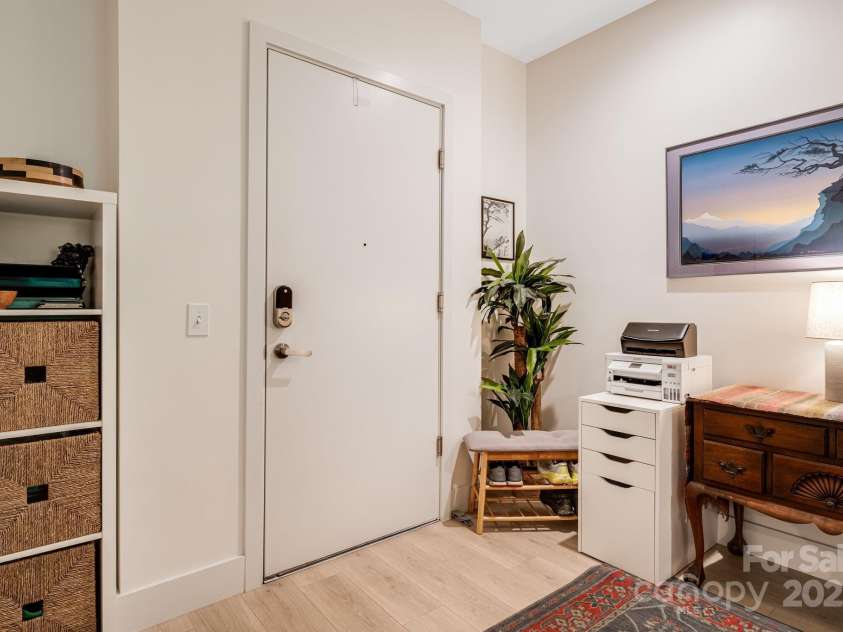 68 Craven Street, Asheville, NC 28806.  MLS# CAR4290430, YatesRealty ID 6820. 