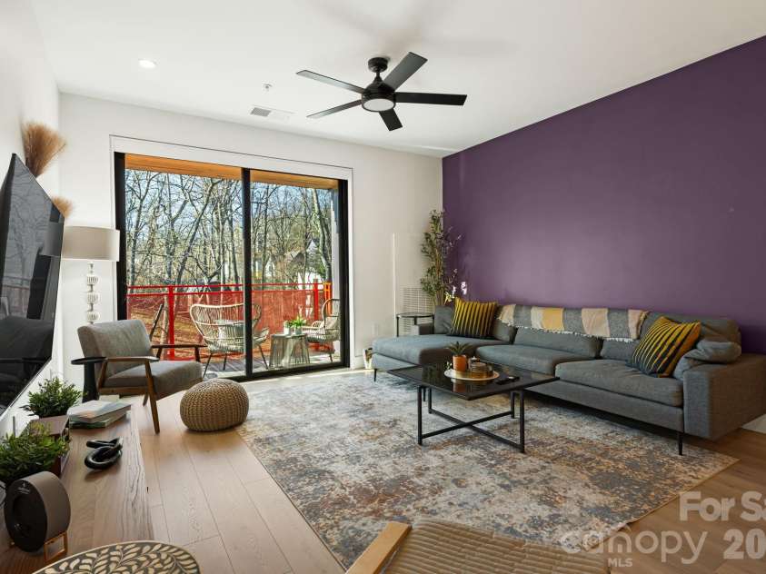 68 Craven Street, Asheville, NC 28806.  MLS# CAR4290430, YatesRealty ID 6820. 