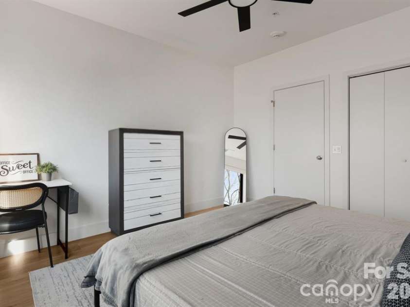 68 Craven Street, Asheville, NC 28806.  MLS# CAR4290430, YatesRealty ID 6820. 