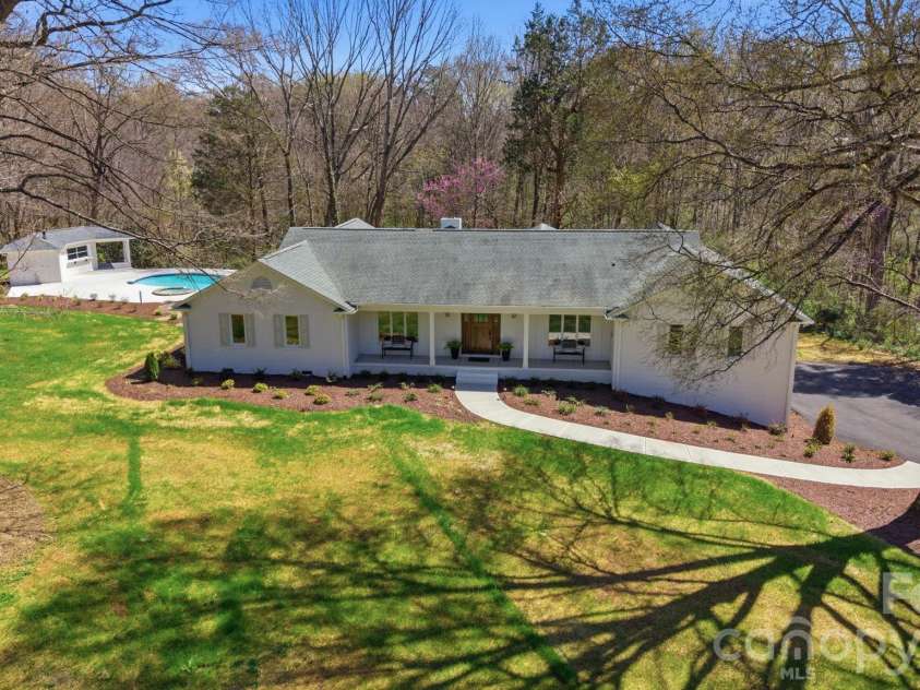 913 Kelly Road, Mount Holly, NC 28120.  MLS# CAR4358820, YatesRealty ID 6821. 