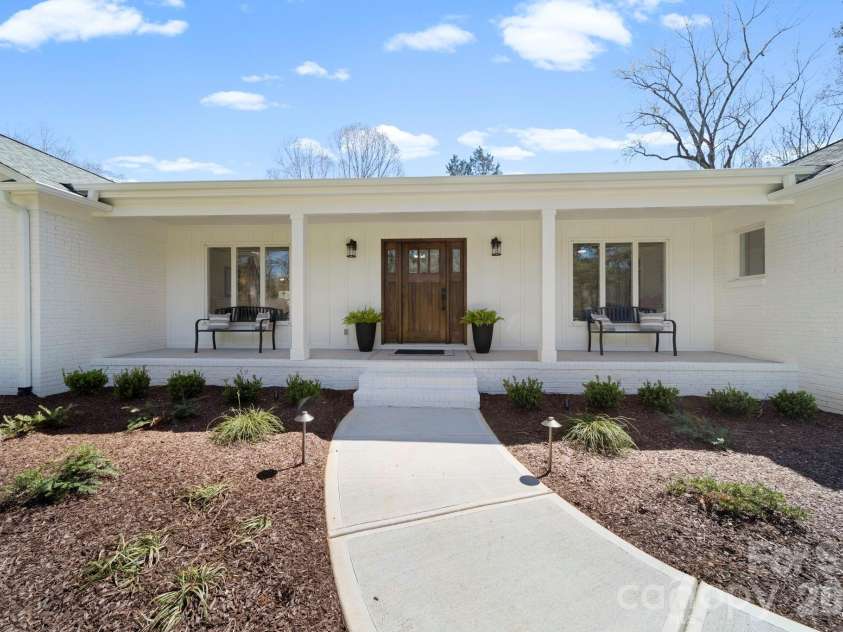 913 Kelly Road, Mount Holly, NC 28120.  MLS# CAR4358820, YatesRealty ID 6821. 