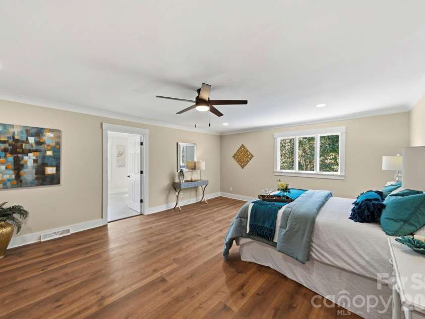913 Kelly Road, Mount Holly, NC 28120.  MLS# CAR4358820, YatesRealty ID 6821. 