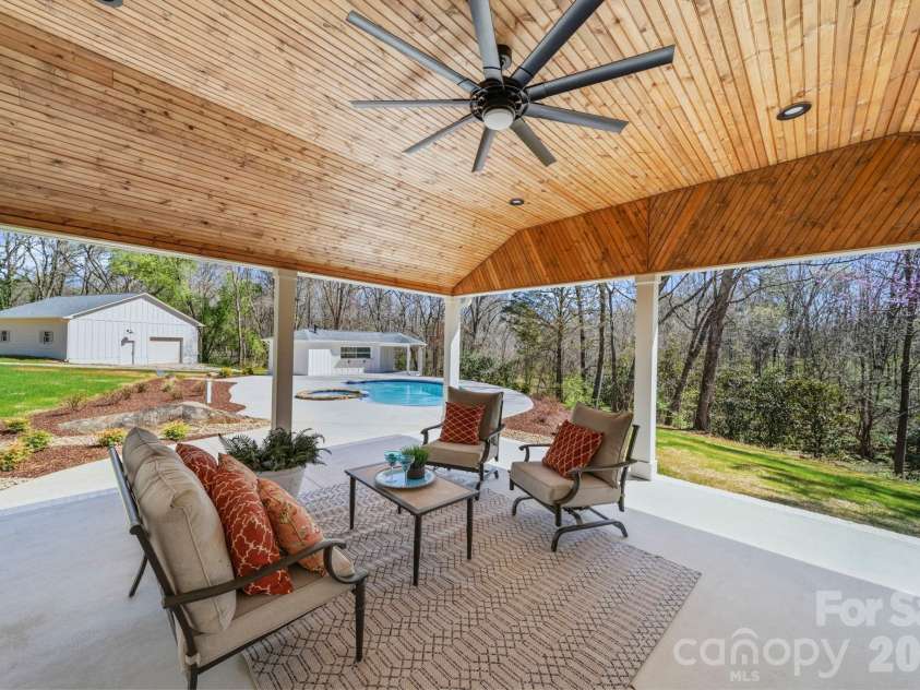913 Kelly Road, Mount Holly, NC 28120.  MLS# CAR4358820, YatesRealty ID 6821. 