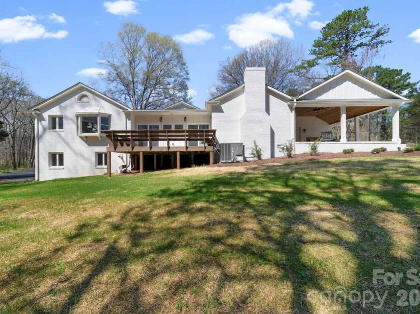 913 Kelly Road, Mount Holly, NC 28120.  MLS# CAR4358820, YatesRealty ID 6821. 
