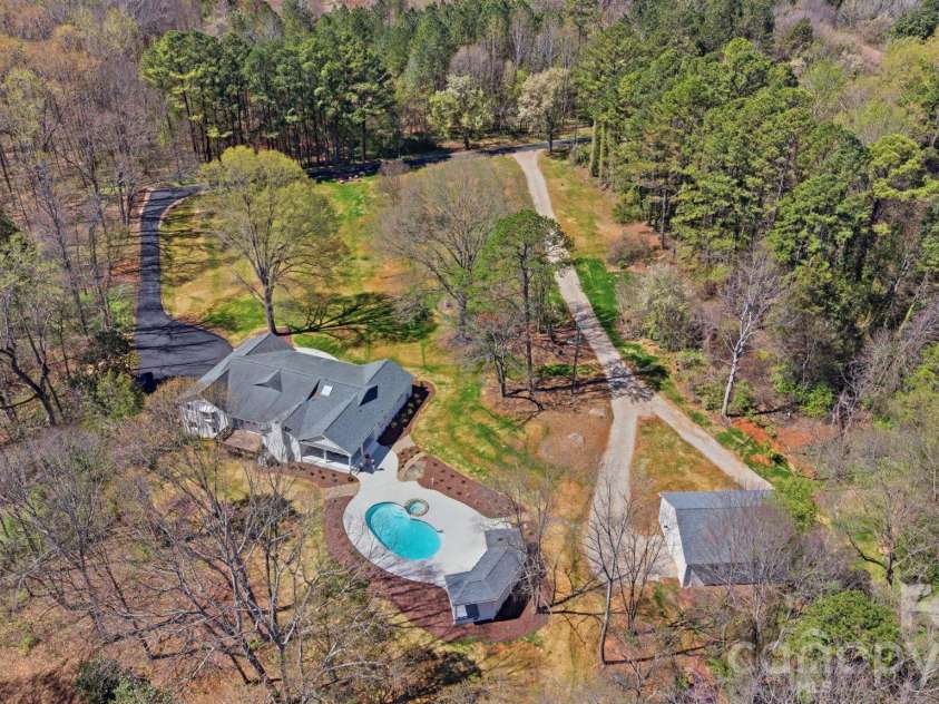 913 Kelly Road, Mount Holly, NC 28120.  MLS# CAR4358820, YatesRealty ID 6821. 