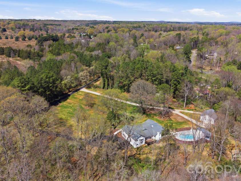 913 Kelly Road, Mount Holly, NC 28120.  MLS# CAR4358820, YatesRealty ID 6821. 