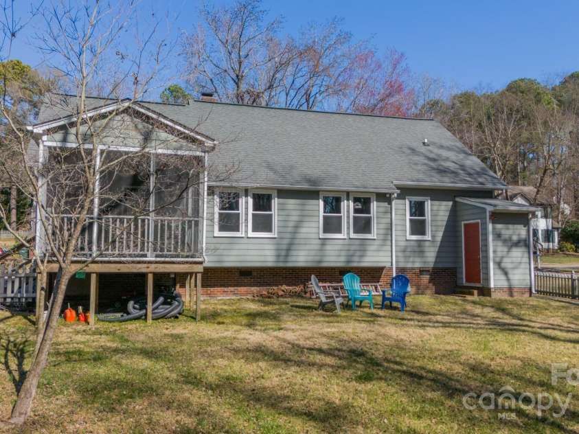285 Fryling Avenue, Concord, NC 28025.  MLS# CAR4222575, YatesRealty ID 6822. 