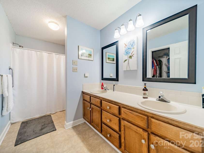 285 Fryling Avenue, Concord, NC 28025.  MLS# CAR4222575, YatesRealty ID 6822. 