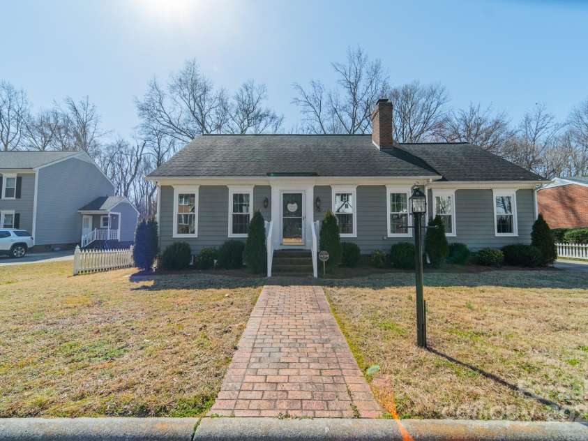 285 Fryling Avenue, Concord, NC 28025.  MLS# CAR4222575, YatesRealty ID 6822. 