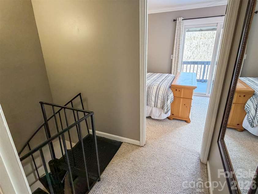 174 Grouse Moor Drive, Sugar Mountain, NC 28604.  MLS# CAR4336083, YatesRealty ID 6823. 