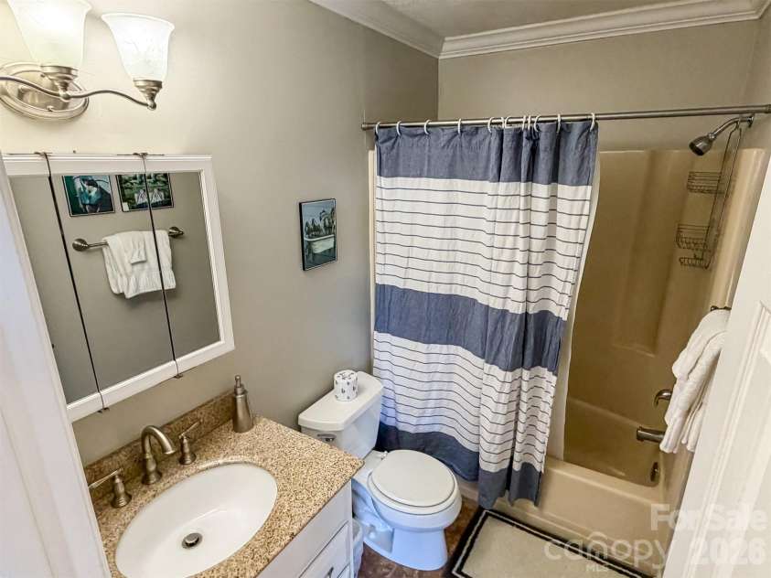 174 Grouse Moor Drive, Sugar Mountain, NC 28604.  MLS# CAR4336083, YatesRealty ID 6823. 