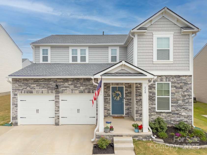 228 Brownstone Drive, Rock Hill, SC 29730.  MLS# CAR4246580, YatesRealty ID 6825. 