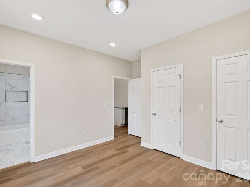 811 Craig Place, Shelby, NC 28150.  MLS# CAR4357072, YatesRealty ID 6825. 