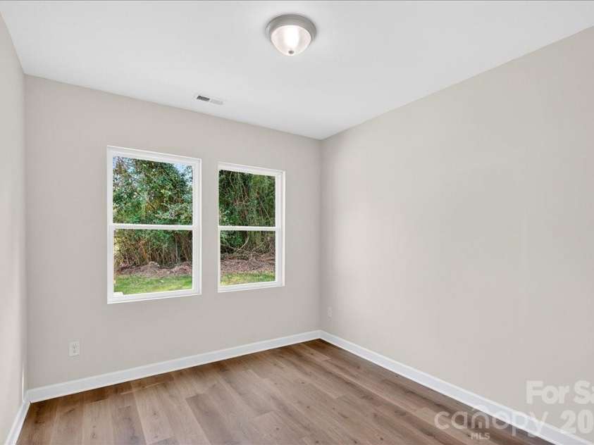 811 Craig Place, Shelby, NC 28150.  MLS# CAR4417974, YatesRealty ID 6825. 