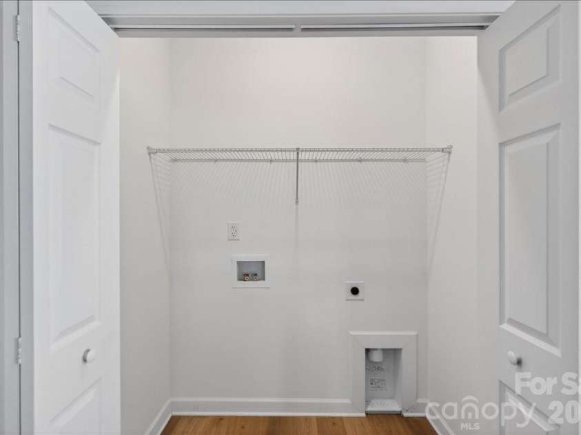 811 Craig Place, Shelby, NC 28150.  MLS# CAR4417974, YatesRealty ID 6825. 