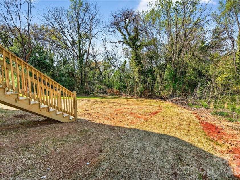 811 Craig Place, Shelby, NC 28150.  MLS# CAR4417974, YatesRealty ID 6825. 