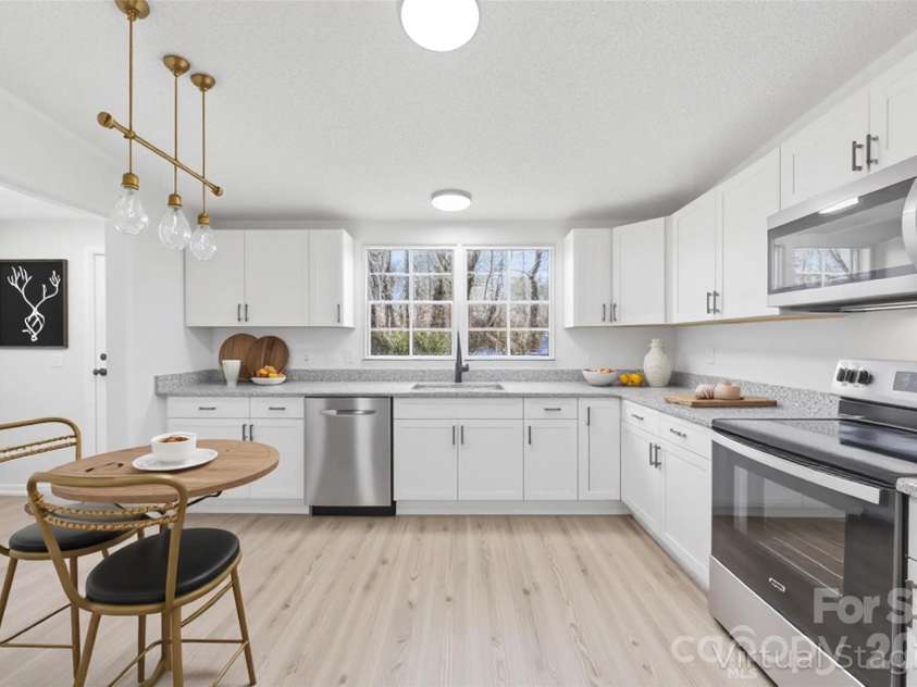 1123 Dallas Stanley Highway, Dallas, NC 28034.  MLS# CAR4359224, YatesRealty ID 6826. 