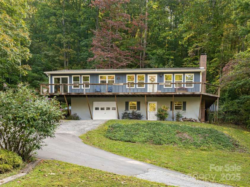 218 & 220 Old Fellowship Road, Swannanoa, NC 28778.  MLS# CAR4241080, YatesRealty ID 6826. 
