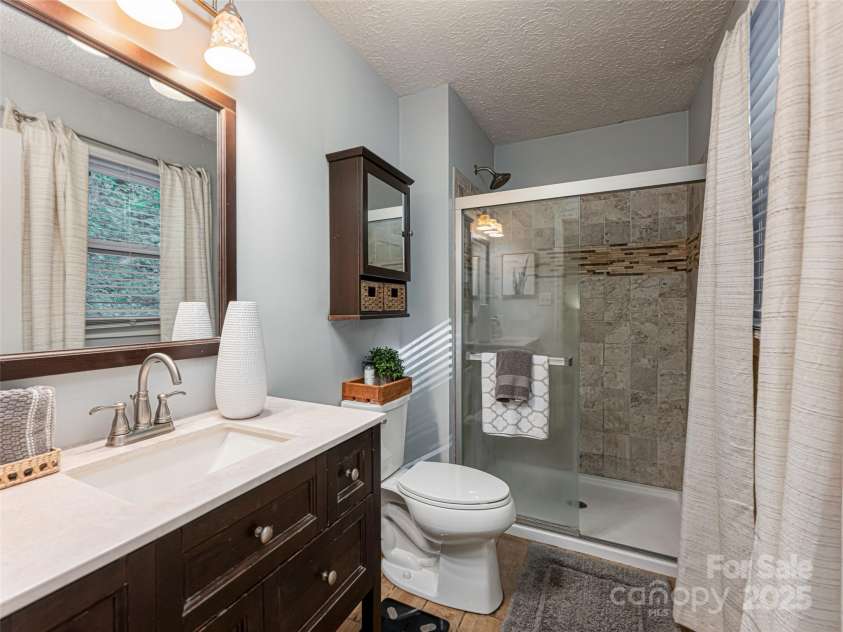 218 & 220 Old Fellowship Road, Swannanoa, NC 28778.  MLS# CAR4241080, YatesRealty ID 6826. 