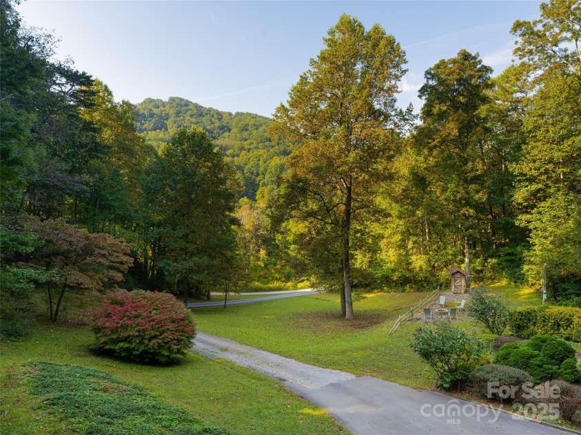 218 & 220 Old Fellowship Road, Swannanoa, NC 28778.  MLS# CAR4241080, YatesRealty ID 6826. 