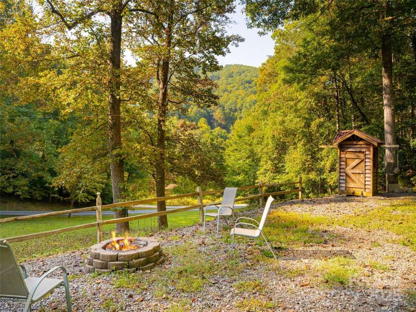 218 & 220 Old Fellowship Road, Swannanoa, NC 28778.  MLS# CAR4241080, YatesRealty ID 6826. 