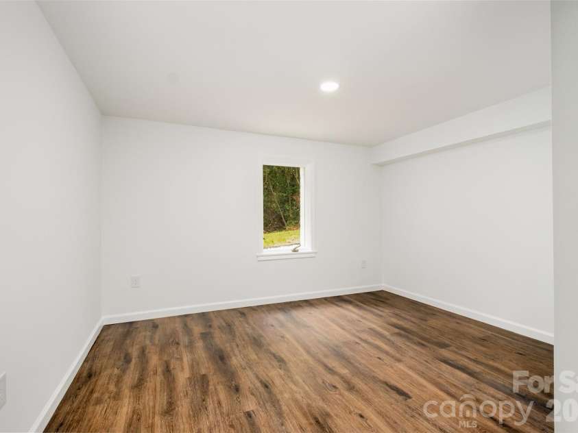 503 Circle Drive, Shelby, NC 28150.  MLS# CAR4356322, YatesRealty ID 6827. 