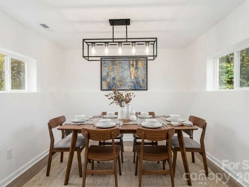 503 Circle Drive, Shelby, NC 28150.  MLS# CAR4356322, YatesRealty ID 6827. Dining area