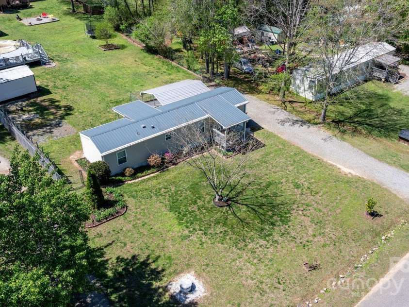 8705 Carroll Street, Hickory, NC 28601.  MLS# CAR4247664, YatesRealty ID 6828. 